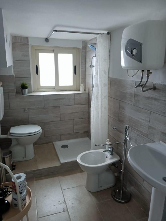 L&L House Apartment Catania Bagian luar foto